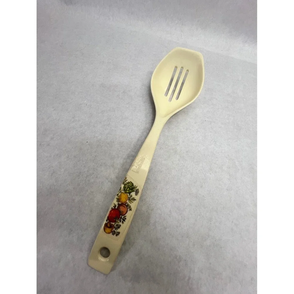 Vintage Melamine Slotted Spoon Vegetable Harvest Motif Cream S-1076 Taiwan 12in